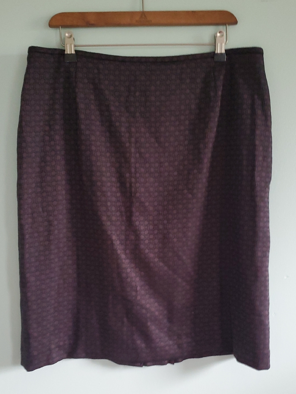 Patterned Pencil Skirt - Sleek Office to Evening Styling